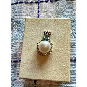 Pearl Pendant